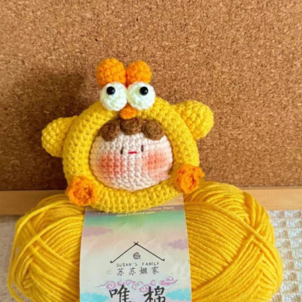 Giftwowo Pom-Pom Yarn Crochet Doll, Handmade Cute and Unique Accessory, DIY Adorable Ornament