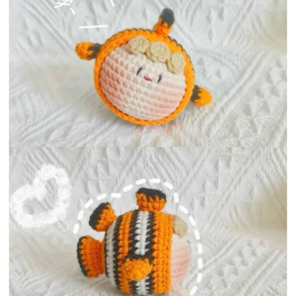 Giftwowo Pom-Pom Yarn Crochet Doll, Handmade Cute and Unique Accessory, DIY Adorable Ornament