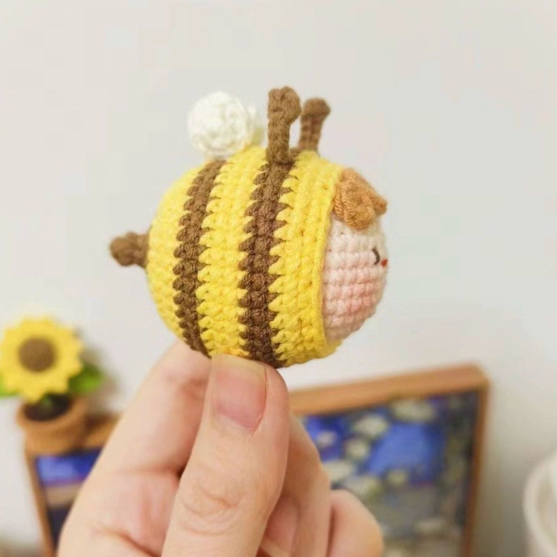 Giftwowo Pom-Pom Yarn Crochet, DIY Handmade Gift for Boyfriend and Girlfriend, Birthday and Qixi Festival, Unique Gift for Girls