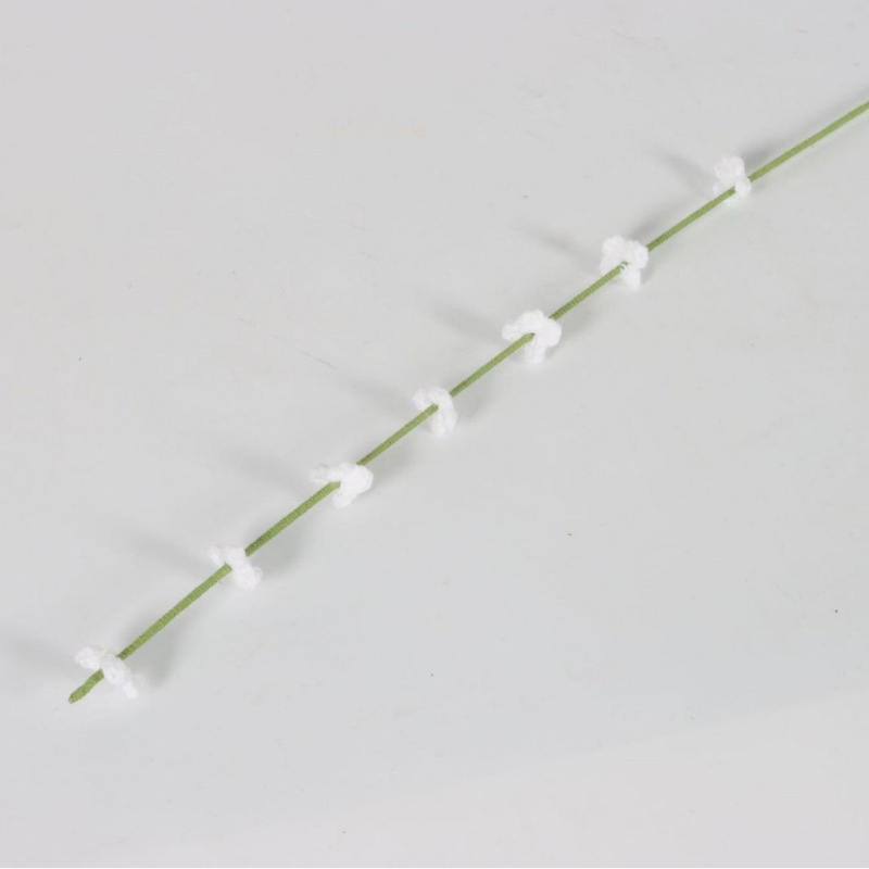 Giftwowo 1PC Handcrafted Yarn Flowers – Ready-to-Display Milium Faux Flowers, Crochet Floral Arrangement for Home Décor, Creative Gift