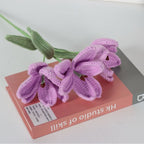 Giftwowo 1PC Lily Yarn Flower – Single Stem Crochet Faux Flower Bouquet, Perfect for Valentine's Day Favors, Handmade Yarn Flower