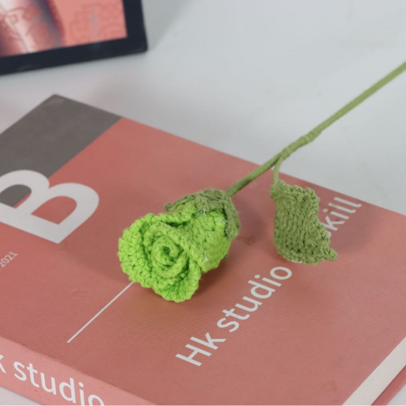 Giftwowo 1PC Handcrafted Yarn Flower Bouquet – Ready-to-Display Faux Eustoma Flowers, Crochet Floral Arrangement for Home Décor, Birthday Gift