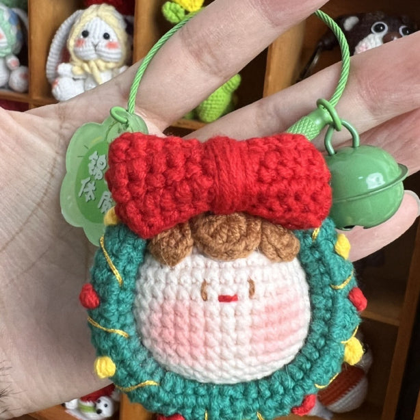 Giftwowo Pom-Pom Yarn Crochet Doll, Handmade Cute and Unique Accessory, DIY Adorable Ornament
