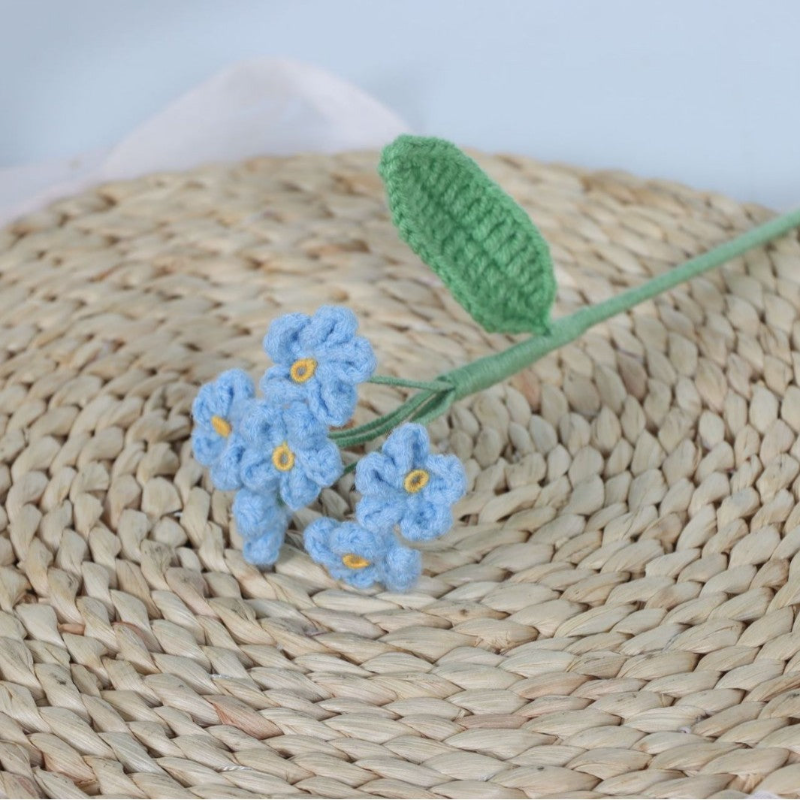 Giftwowo 1PC Forget-Me-Not Yarn Flowers – Handmade Crochet Faux Flowers, Perfect for Valentine's Day & Birthday Gifts