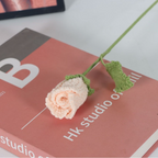 Giftwowo 1PC Handcrafted Yarn Flower Bouquet – Ready-to-Display Faux Eustoma Flowers, Crochet Floral Arrangement for Home Décor, Birthday Gift