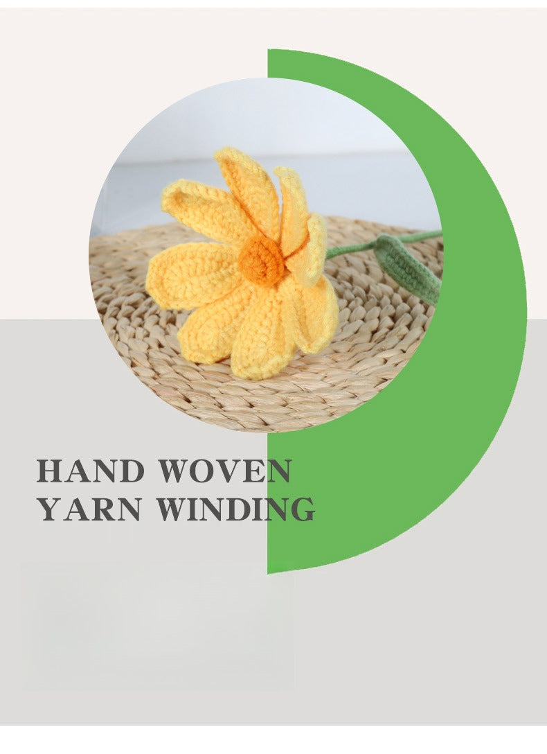 Giftwowo 1PC Handcrafted Cosmos Flower Bouquet – Yarn-Woven Flower Arrangement, Creative Gift & Home Décor, Ready-to-Display Yarn Cosmos