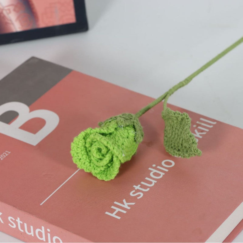 Giftwowo 1PC Handcrafted Yarn Flower Bouquet – Ready-to-Display Faux Eustoma Flowers, Crochet Floral Arrangement for Home Décor, Birthday Gift