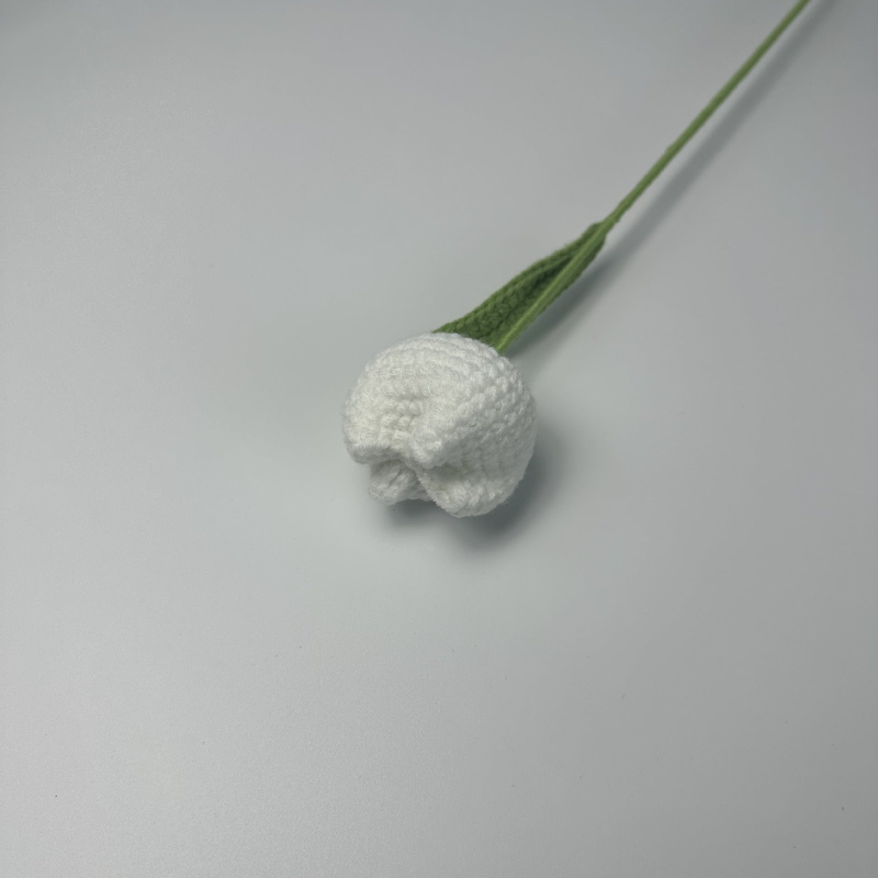 Giftwowo 1PC Chubby Tulip Yarn Flowers – Handcrafted Crochet Tulip Bouquet, Ready-to-Display Handmade Gift, Yarn Flower Arrangement