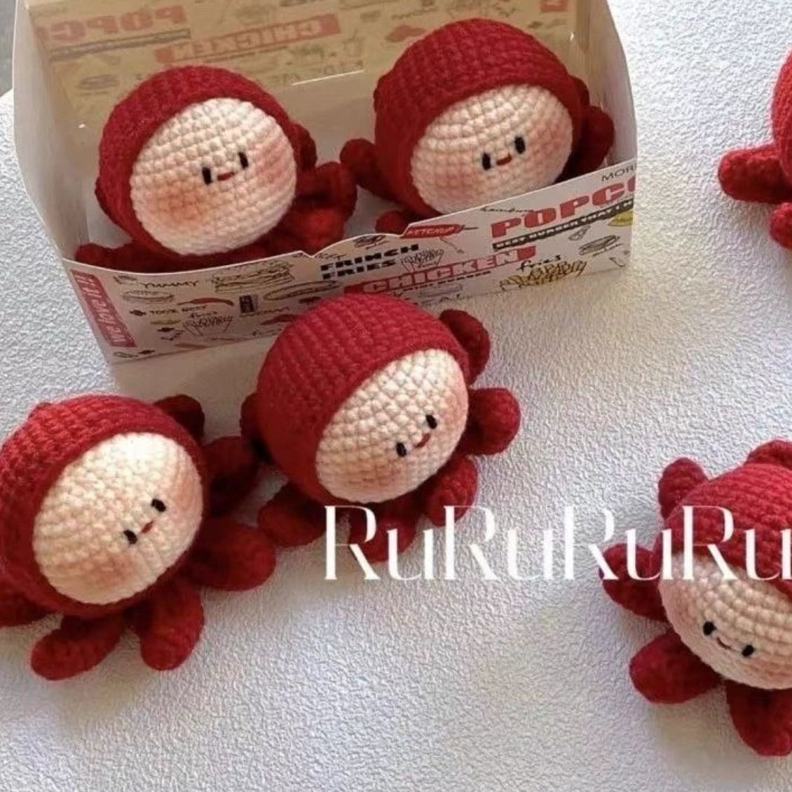 Giftwowo Pom-Pom Yarn Crochet, DIY Handmade Gift for Boyfriend and Girlfriend, Birthday and Qixi Festival, Unique Gift for Girls