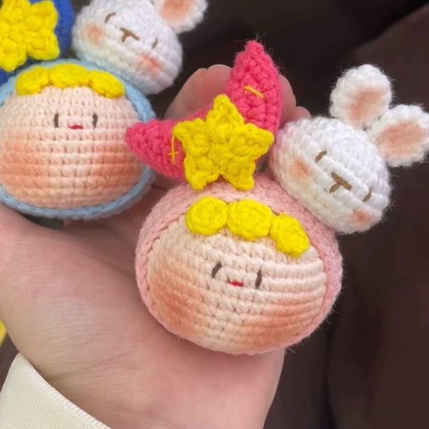 Giftwowo Pom-Pom Yarn Crochet Doll, Handmade Cute and Unique Accessory, DIY Adorable Ornament