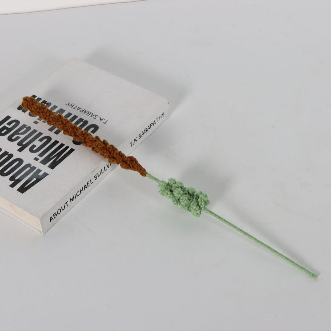 Giftwowo Handmade Lavender Yarn Flower Bouquet - Faux Lavender Flowers for Valentine's Day Gift & Home Decor