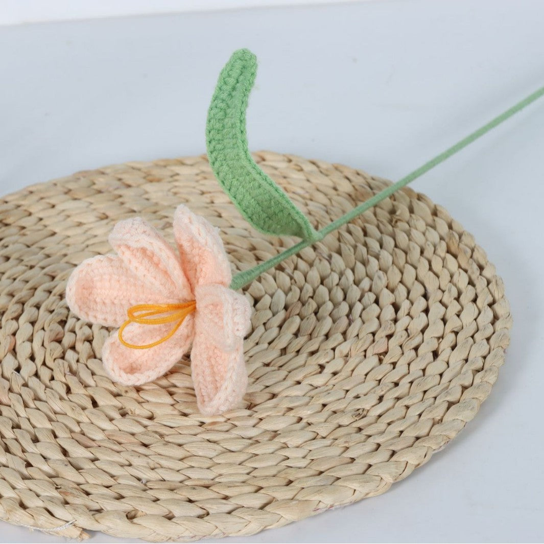 Giftwowo Handmade Crochet Yarn Tulip - Artificial Everlasting Flower, Open & Closed Blooming Yarn Tulips