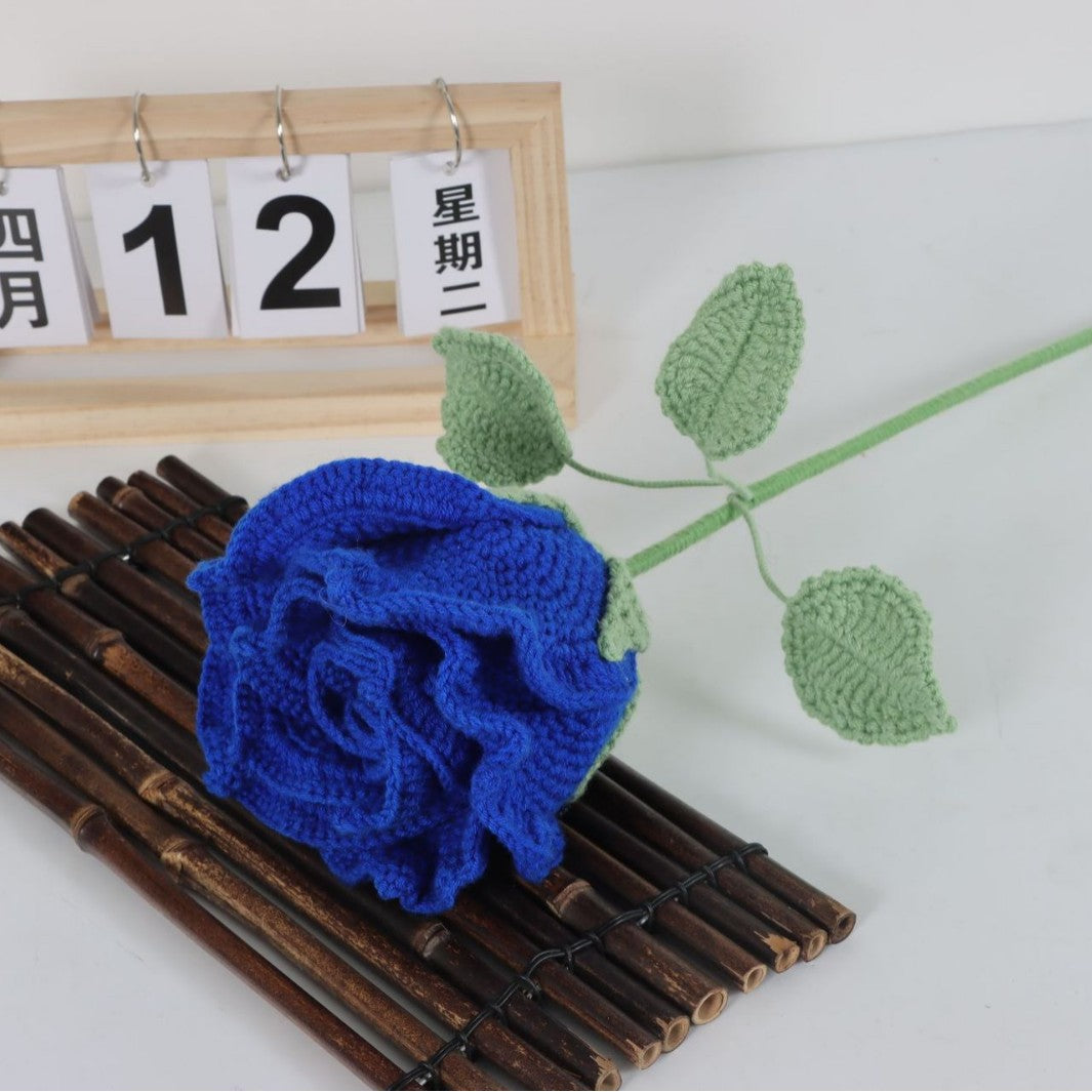 Giftwowo Handmade Yarn Rose Flower – Realistic Crochet Yarn Flowers, Perfect Valentine's Day Gift, Thai Rose Style for Lovers, DIY Knitted Floral Decoration