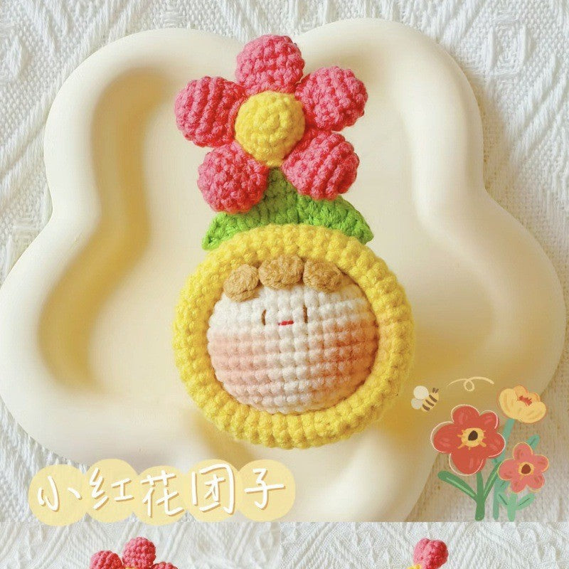 Giftwowo Knitted Flower Bouquet Pom-Pom Ornament, Handmade Yarn Crochet Doll, Cute and Unique Gift