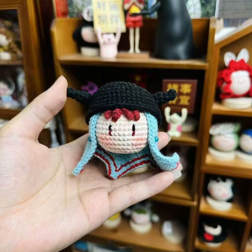 Giftwowo 1pc Handmade Crochet Yarn Doll, Ram's Horn Dragon Pom-Pom, Celebrity Idol Merchandise Keychain Accessory, Trendy Collectible