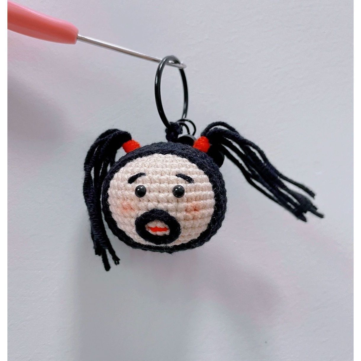 Giftwowo Pom-Pom Yarn Crochet Doll, Handmade Cute and Unique Accessory, DIY Adorable Ornament