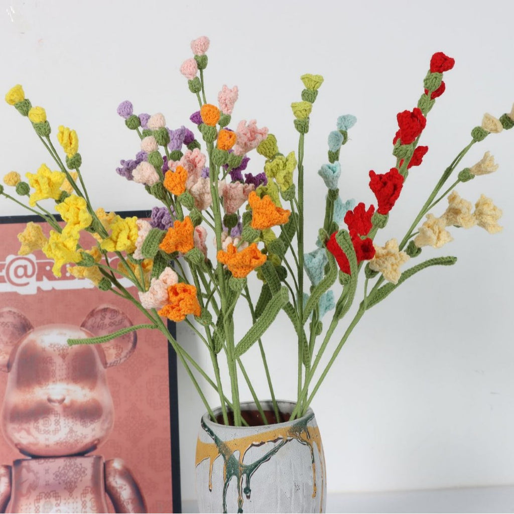 Giftwowo 1PC Freesia Flower Bouquet – Handmade Yarn Faux Flowers, Ready-to-Display Floral Arrangement for Living Room Décor, Perfect for New Year & Christmas Decorations