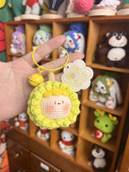 Giftwowo Handmade Yarn Crochet Pom-Pom Doll, Finished Soft and Cute DIY Keychain, Personalized Accessories, Adorable Plush Figurine