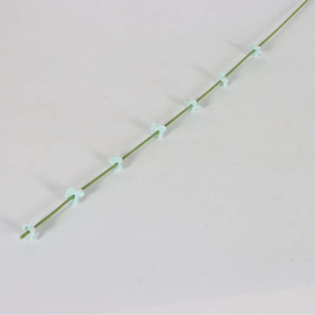 Giftwowo 1PC Handcrafted Yarn Flowers – Ready-to-Display Milium Faux Flowers, Crochet Floral Arrangement for Home Décor, Creative Gift