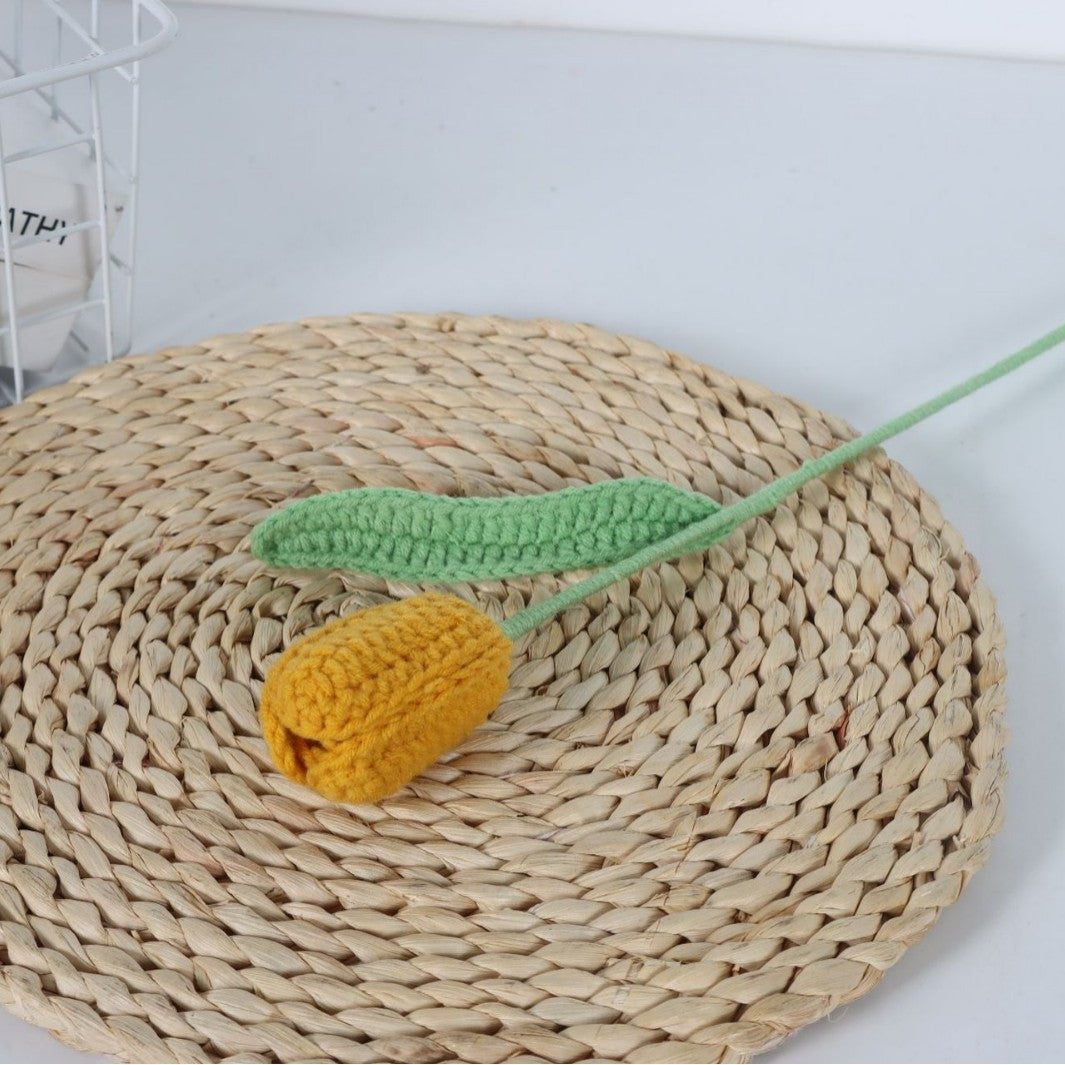 Giftwowo Handmade Crochet Yarn Tulip - Artificial Everlasting Flower, Open & Closed Blooming Yarn Tulips