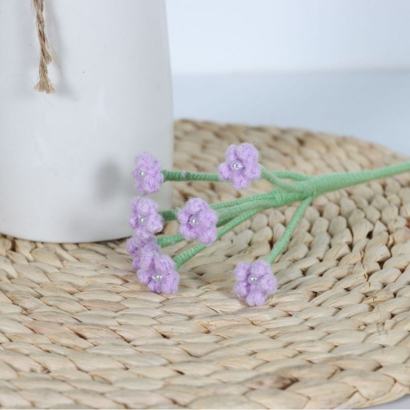 Giftwowo 1PC Baby's Breath Handcrafted Yarn Crochet Bouquet – Handmade Flower Arrangement, Faux Flowers for Gifts, Perfect for Valentine's Day