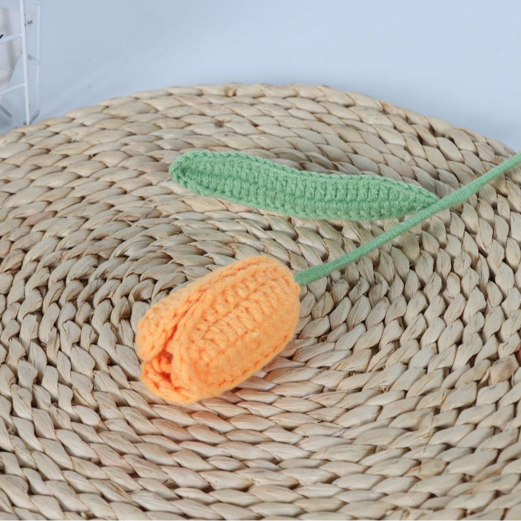 Giftwowo Handmade Yarn Tulip Bouquet - Wholesale Faux Crochet Open & Closed Tulip Flowers, Handcrafted Yarn Floral Arrangement