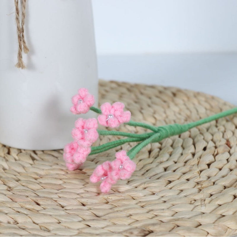 Giftwowo 1PC Baby's Breath Handcrafted Yarn Crochet Bouquet – Handmade Flower Arrangement, Faux Flowers for Gifts, Perfect for Valentine's Day