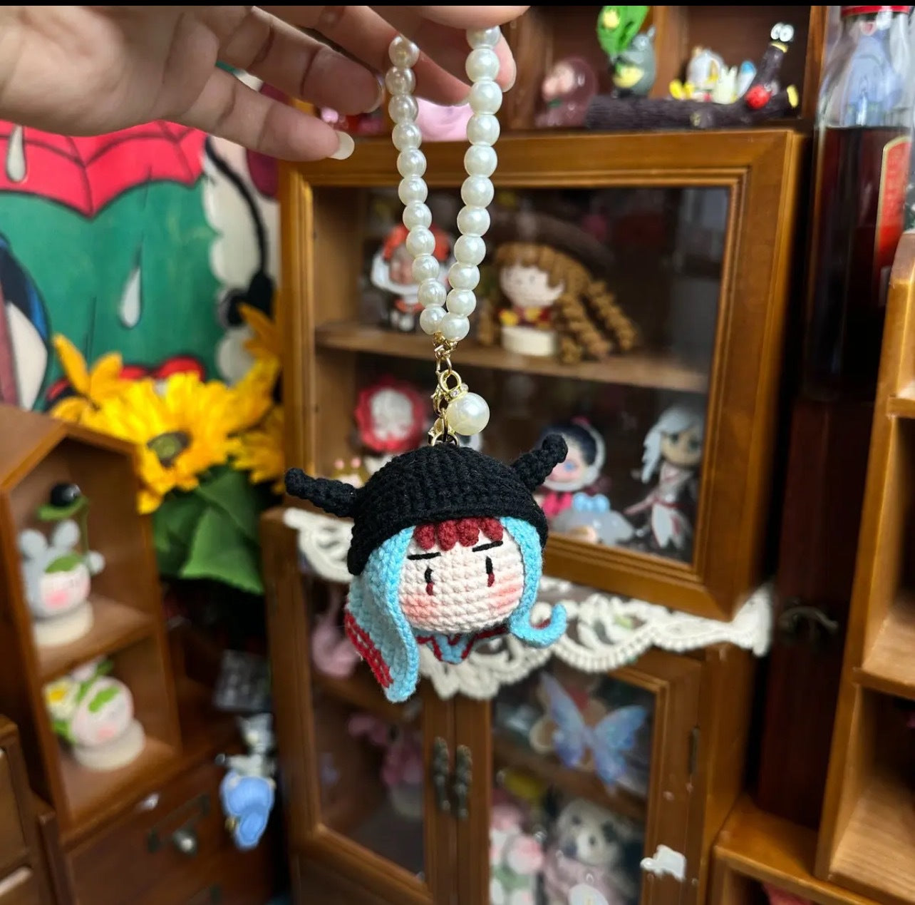 Giftwowo 1pc Handmade Crochet Yarn Doll, Ram's Horn Dragon Pom-Pom, Celebrity Idol Merchandise Keychain Accessory, Trendy Collectible