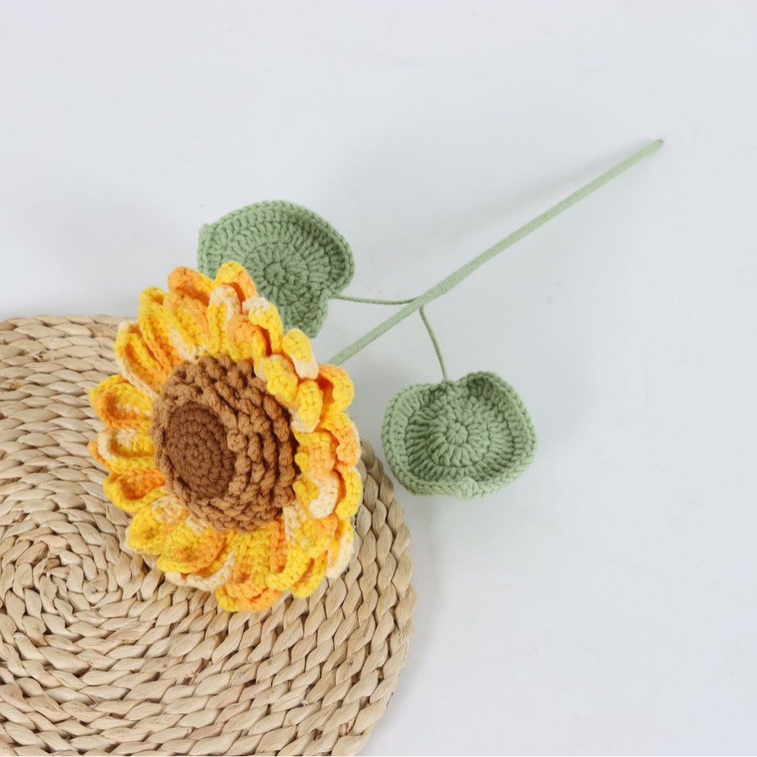 Giftwowo Handmade Single-Layer Sunflower Bouquet - Light Green Yarn Sunflower, Perfect Gift for Any Occasion