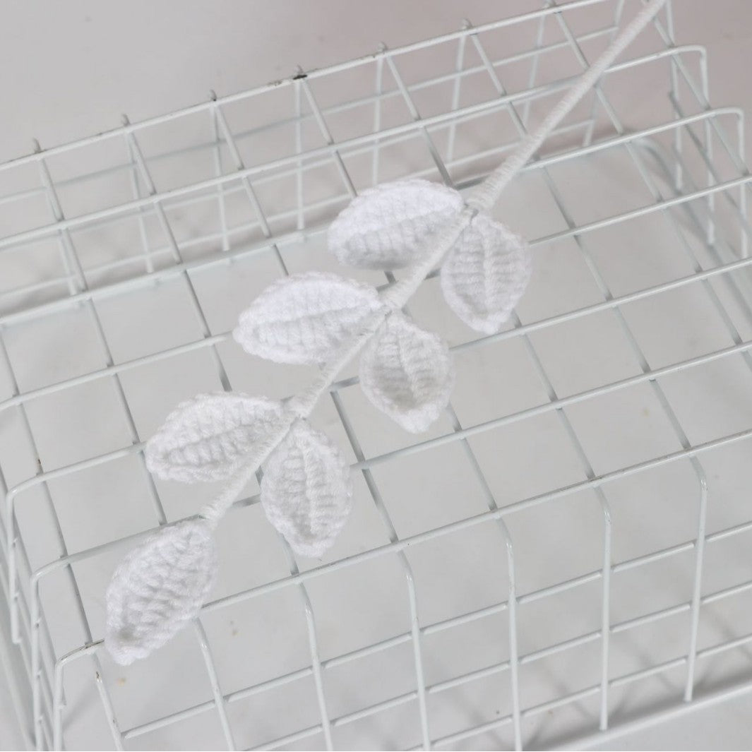 Giftwowo 1PC Eucalyptus Leaves – Handcrafted Yarn Floral Arrangement, Perfect for Living Room & Office Décor, Year-Round Woven Yarn Leaves