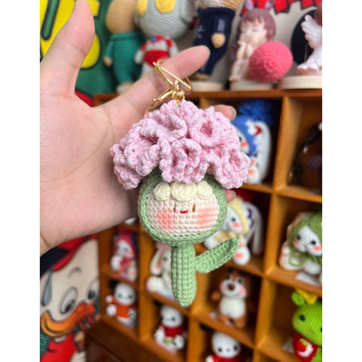 Giftwowo Finished Knitted Crochet Flower Pom-Pom Ornament, Handmade Unique Gift for Valentine's Day and Teacher's Day