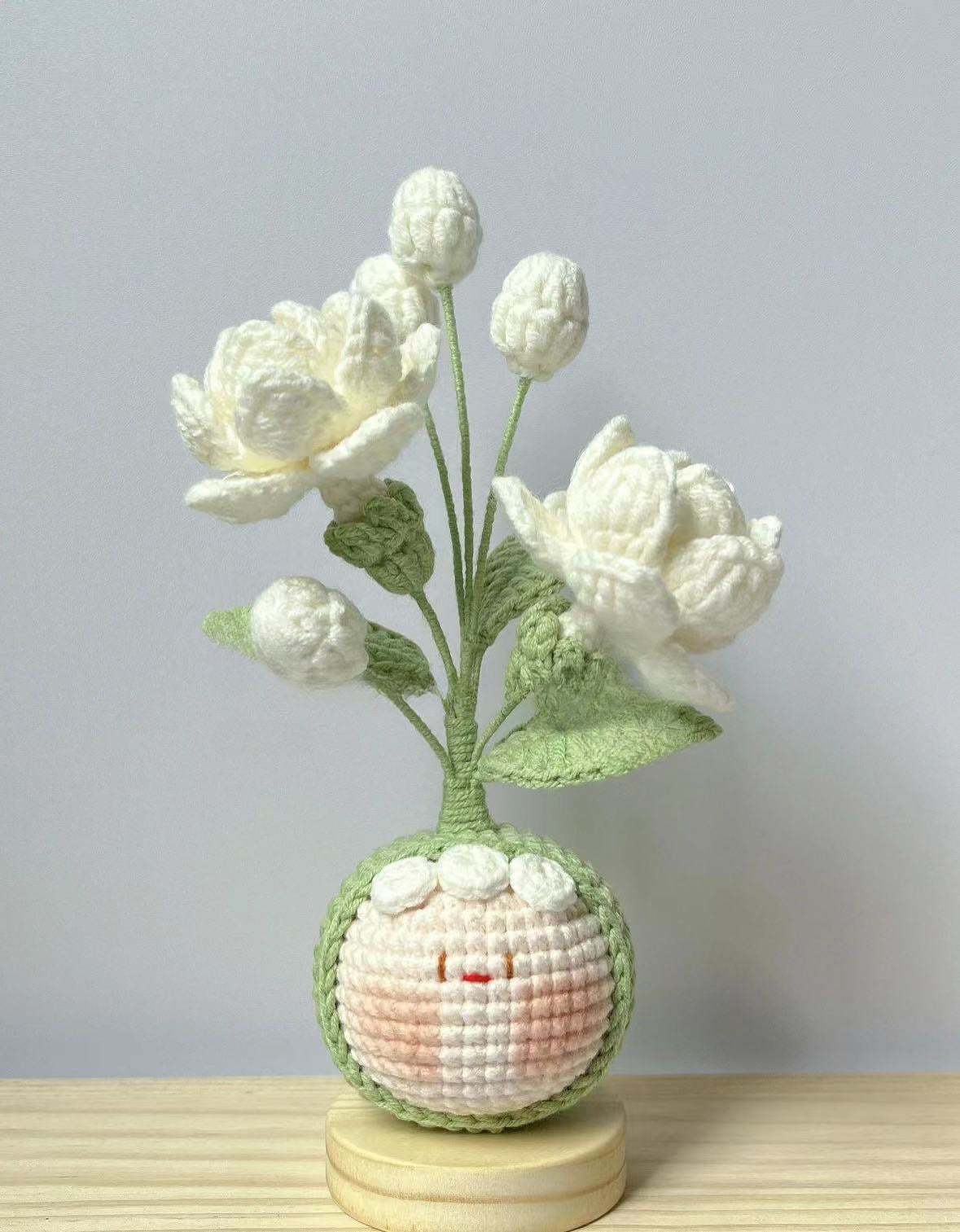 Giftwowo Finished Knitted Crochet Flower Pom-Pom Ornament, Handmade Unique Gift for Valentine's Day and Teacher's Day