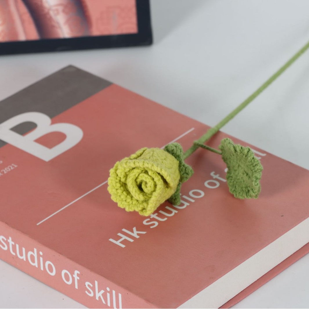 Giftwowo 1PC Handcrafted Yarn Flower Bouquet – Ready-to-Display Faux Eustoma Flowers, Crochet Floral Arrangement for Home Décor, Birthday Gift