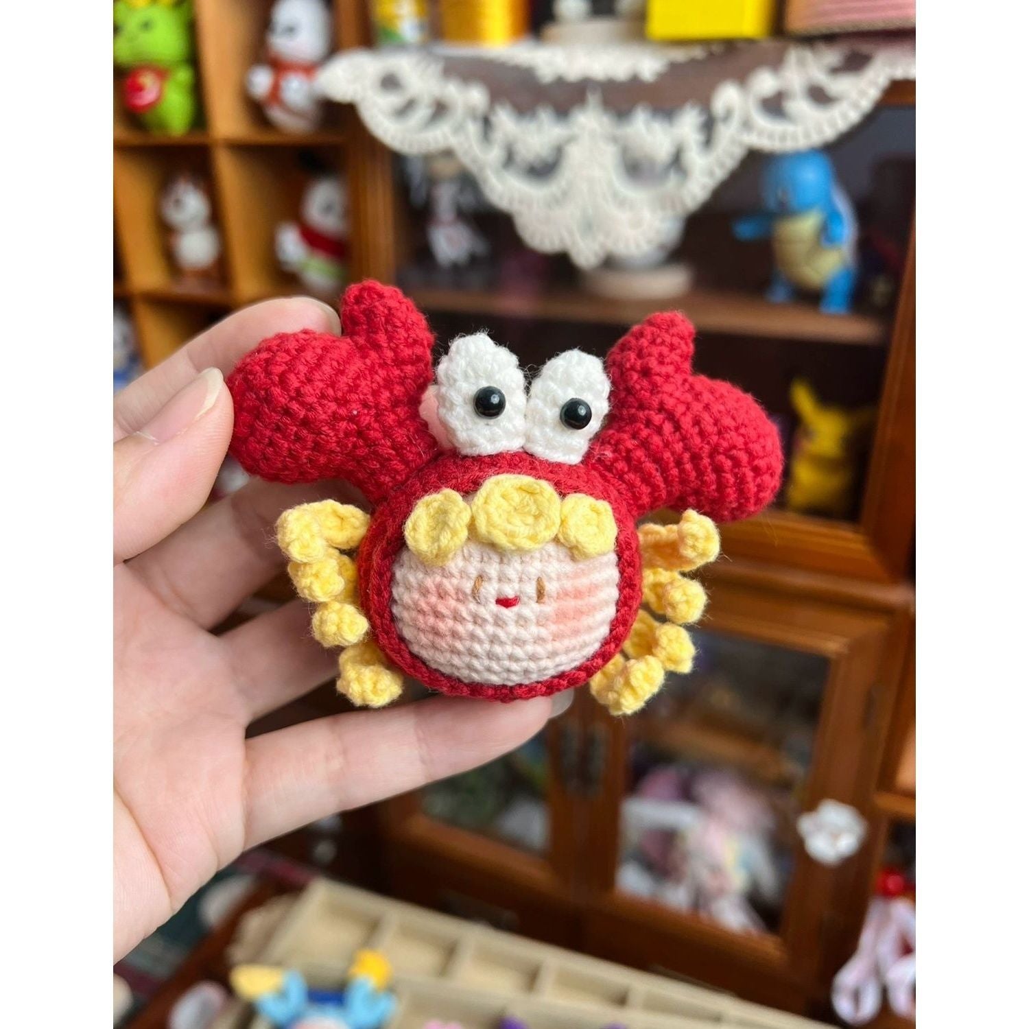 Giftwowo Handmade Zodiac Crochet Pom-Pom Keychain, Star Sign Doll Pendant, Perfect Gift for Boyfriend & Girlfriend