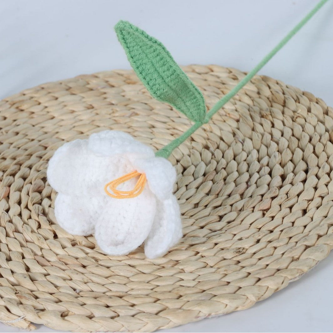 Giftwowo Handmade Yarn Tulip Bouquet - Wholesale Faux Crochet Open & Closed Tulip Flowers, Handcrafted Yarn Floral Arrangement