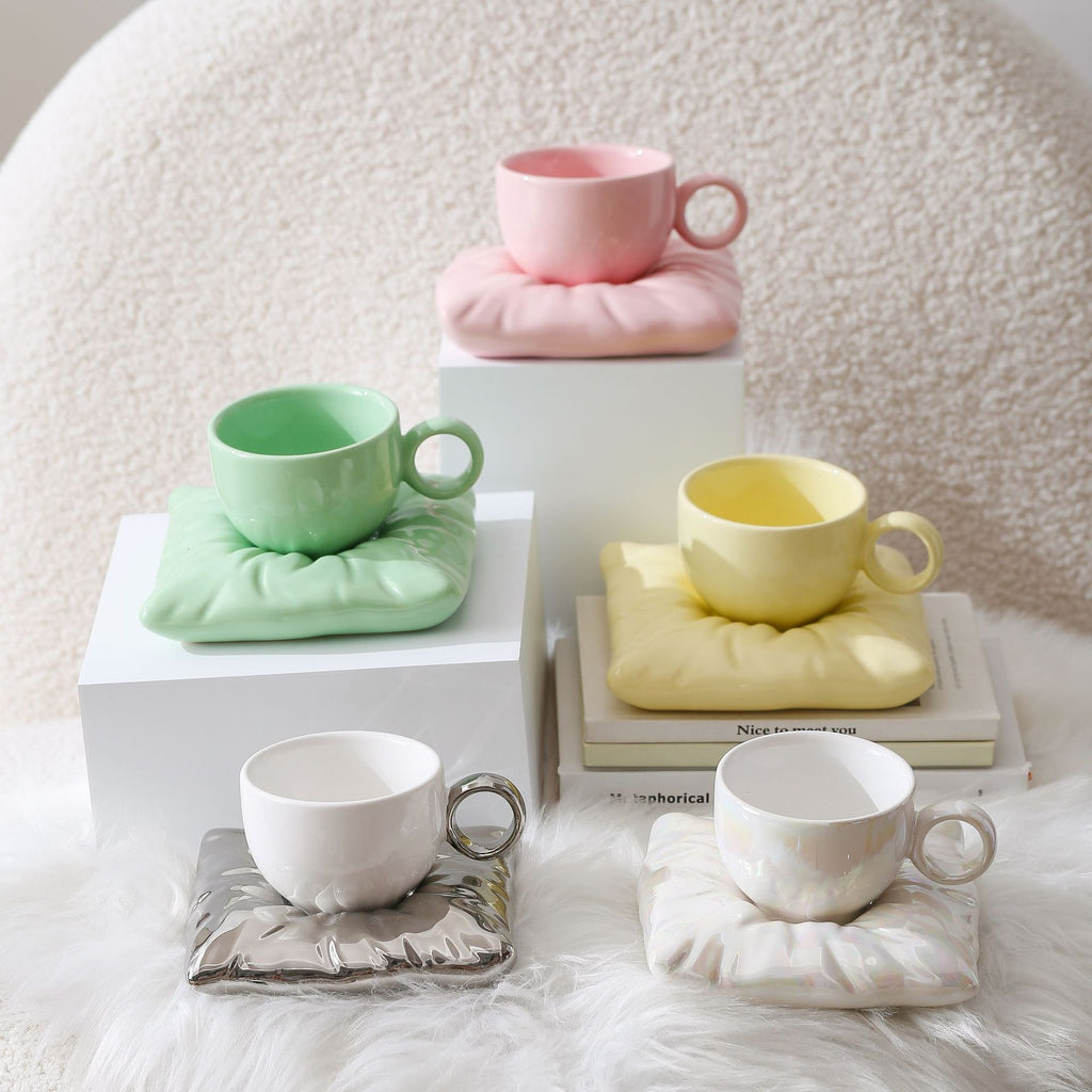 Giftwowo 1PC Niche Creative High-Design Pillow & Chubby Coffee Cup with Saucer Gift Set – Perfect for Birthday Gifts