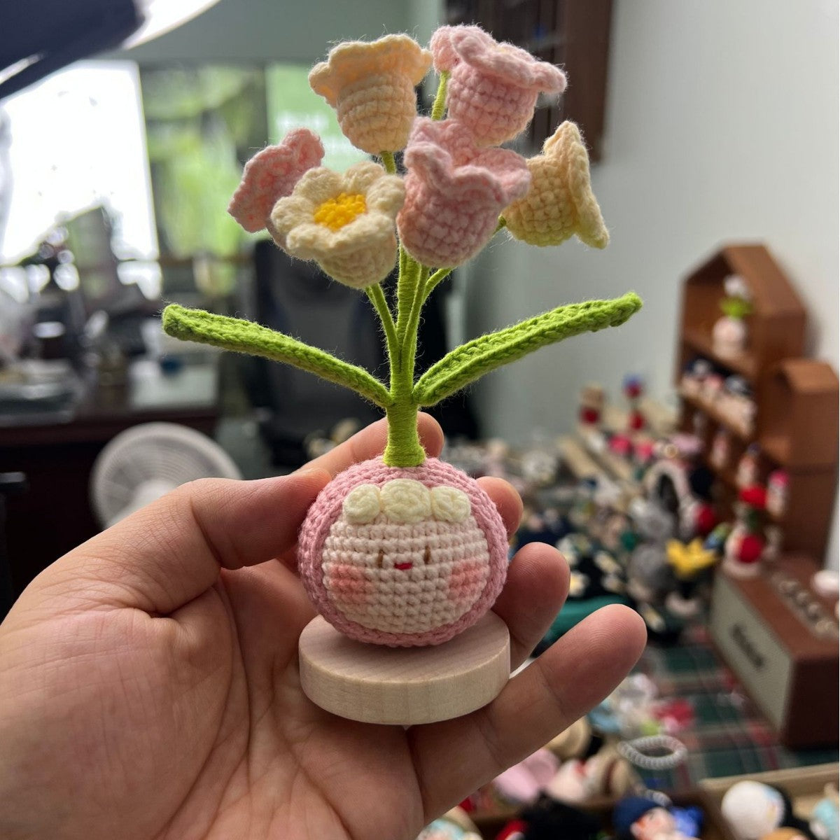 Giftwowo Handmade Yarn Flower Bouquet Dumpling Decoration – Finished DIY Crochet Gift for Teachers, Holiday Gift Idea