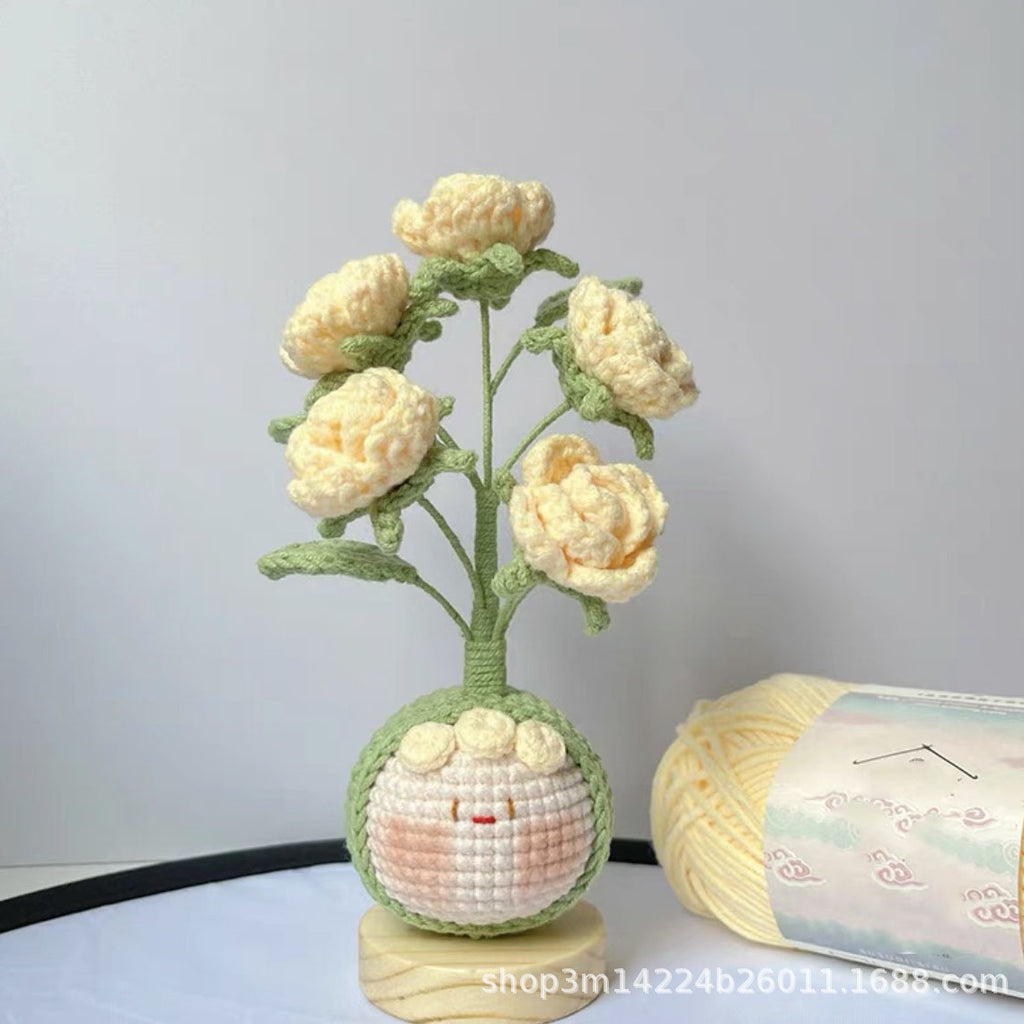Giftwowo Knitted Flower Bouquet Pom-Pom Ornament, Handmade Yarn Crochet Doll, Cute and Unique Gift