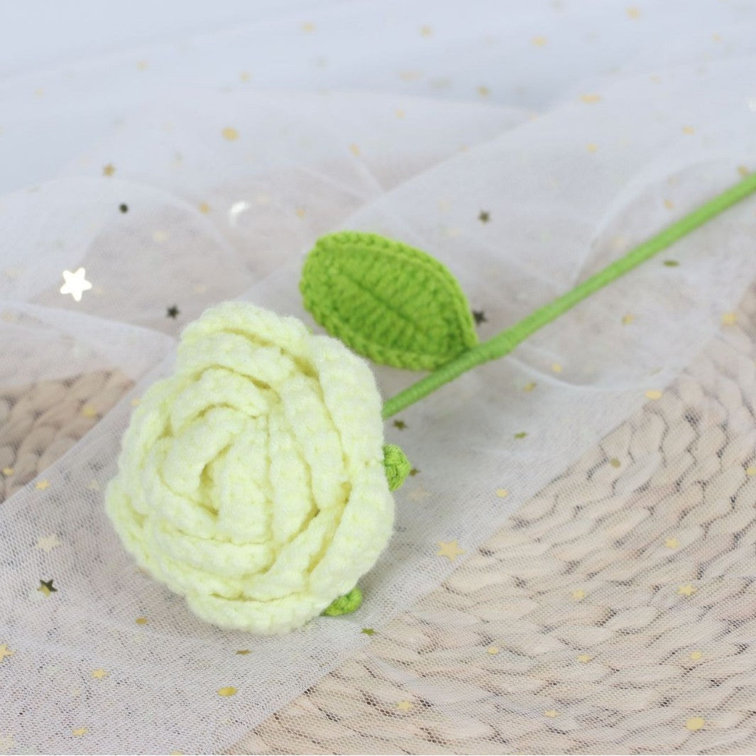 Giftwowo 1PC Finished Knitting Crochet, Rose Flowers Wedding Bridal Artificial Flowers Valentine's Day Gift Birthday Party Home Table Decor