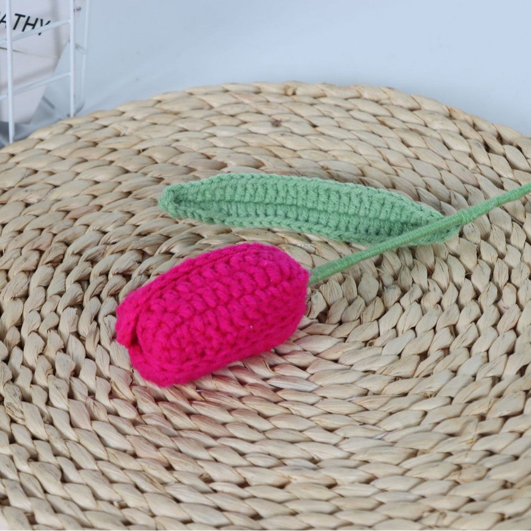 Giftwowo Handmade Crochet Yarn Tulip - Artificial Everlasting Flower, Open & Closed Blooming Yarn Tulips