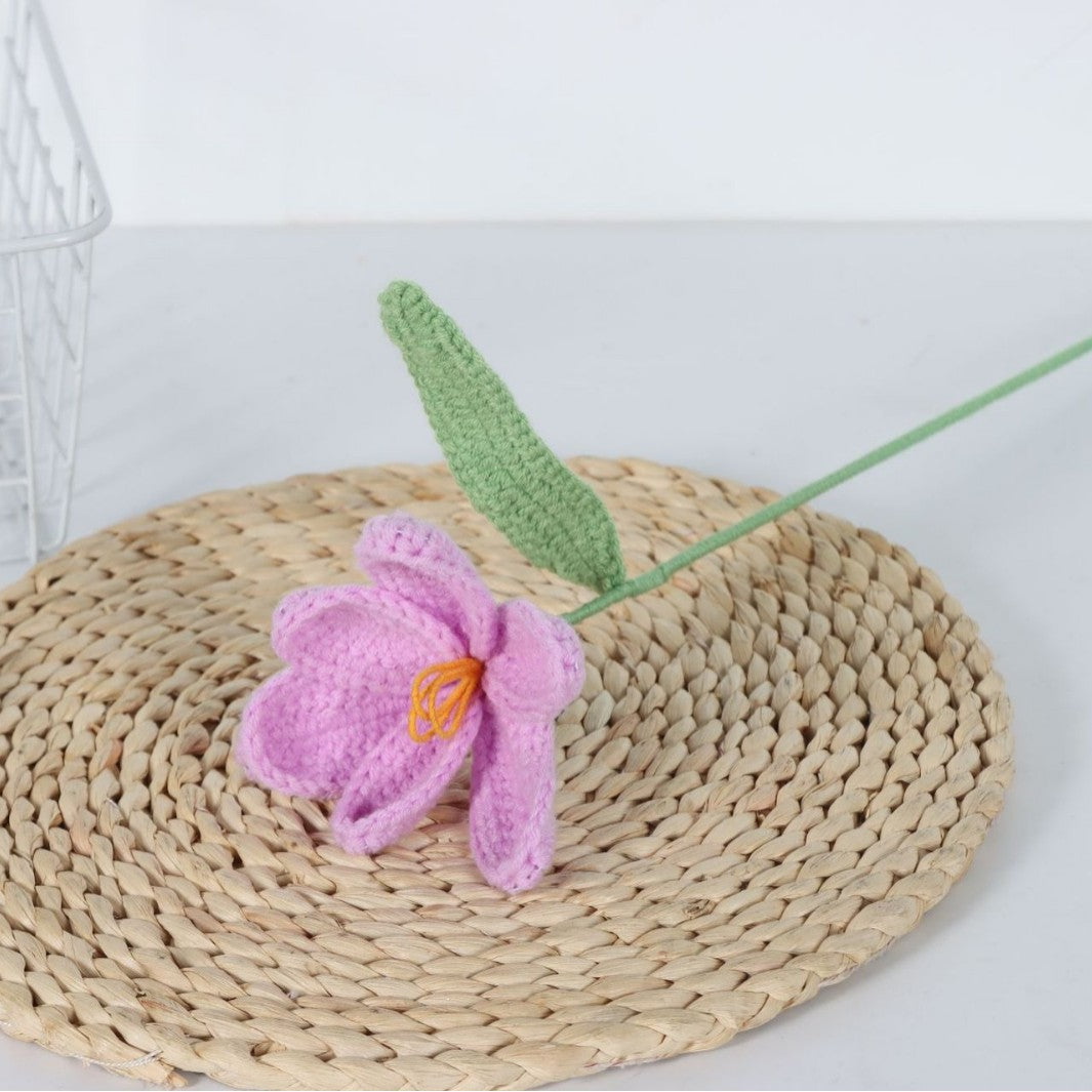 Giftwowo Handmade Yarn Tulip Bouquet - Wholesale Faux Crochet Open & Closed Tulip Flowers, Handcrafted Yarn Floral Arrangement