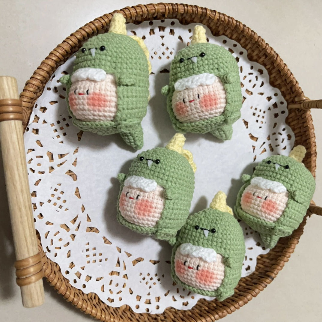 Giftwowo Handmade Yarn Crochet Pom-Pom Doll, Finished Soft and Cute DIY Keychain, Personalized Accessories, Adorable Plush Figurine