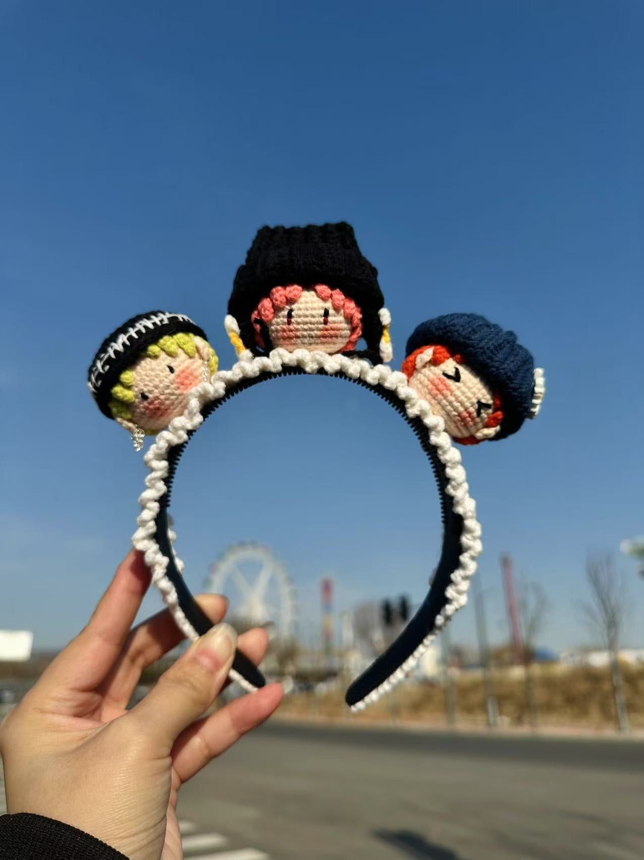 Giftwowo 1PC Handmade Crochet Yarn Doll Keychain, Figurine, Headband, Car Charm, Hair Accessory