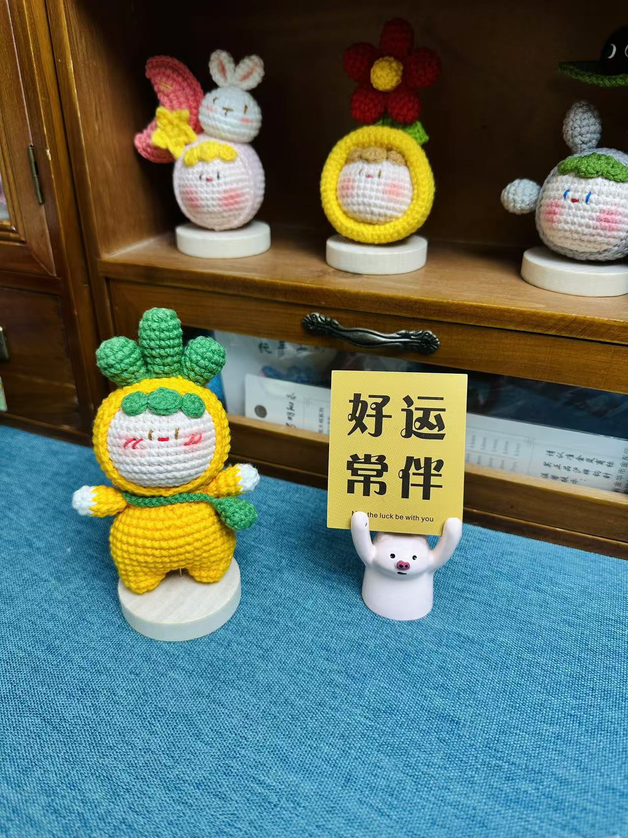 Giftwowo Finished Crochet Doll Keychain, Handmade Yarn Crochet Figurine, Creative Gift Keychain, Retail Handmade Accessories