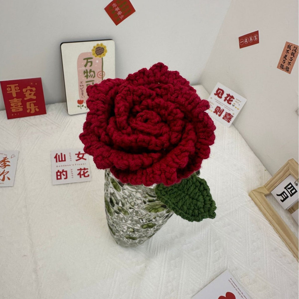 Giftwowo 1PC Hibiscus Handcrafted Yarn Flowers – Ready-to-Display Crochet Bouquet, DIY Handmade Mother's Day Gift