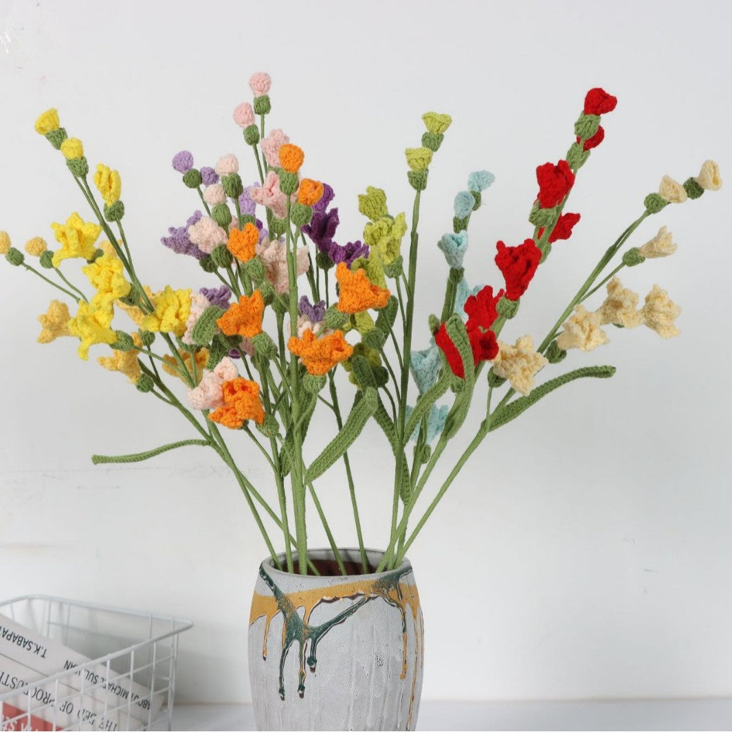 Giftwowo 1PC Freesia Flower Bouquet – Handmade Yarn Faux Flowers, Ready-to-Display Floral Arrangement for Living Room Décor, Perfect for New Year & Christmas Decorations