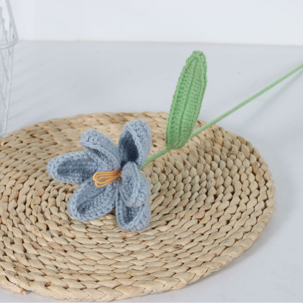 Giftwowo Handmade Crochet Yarn Tulip - Artificial Everlasting Flower, Open & Closed Blooming Yarn Tulips
