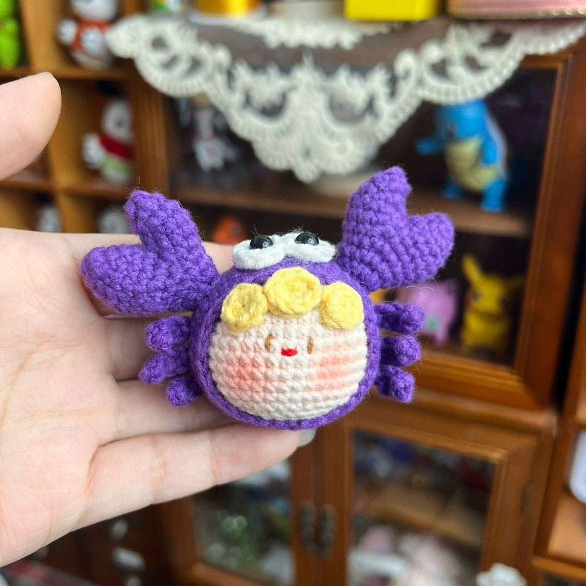 Giftwowo Handmade Zodiac Crochet Pom-Pom Keychain, Star Sign Doll Pendant, Perfect Gift for Boyfriend & Girlfriend