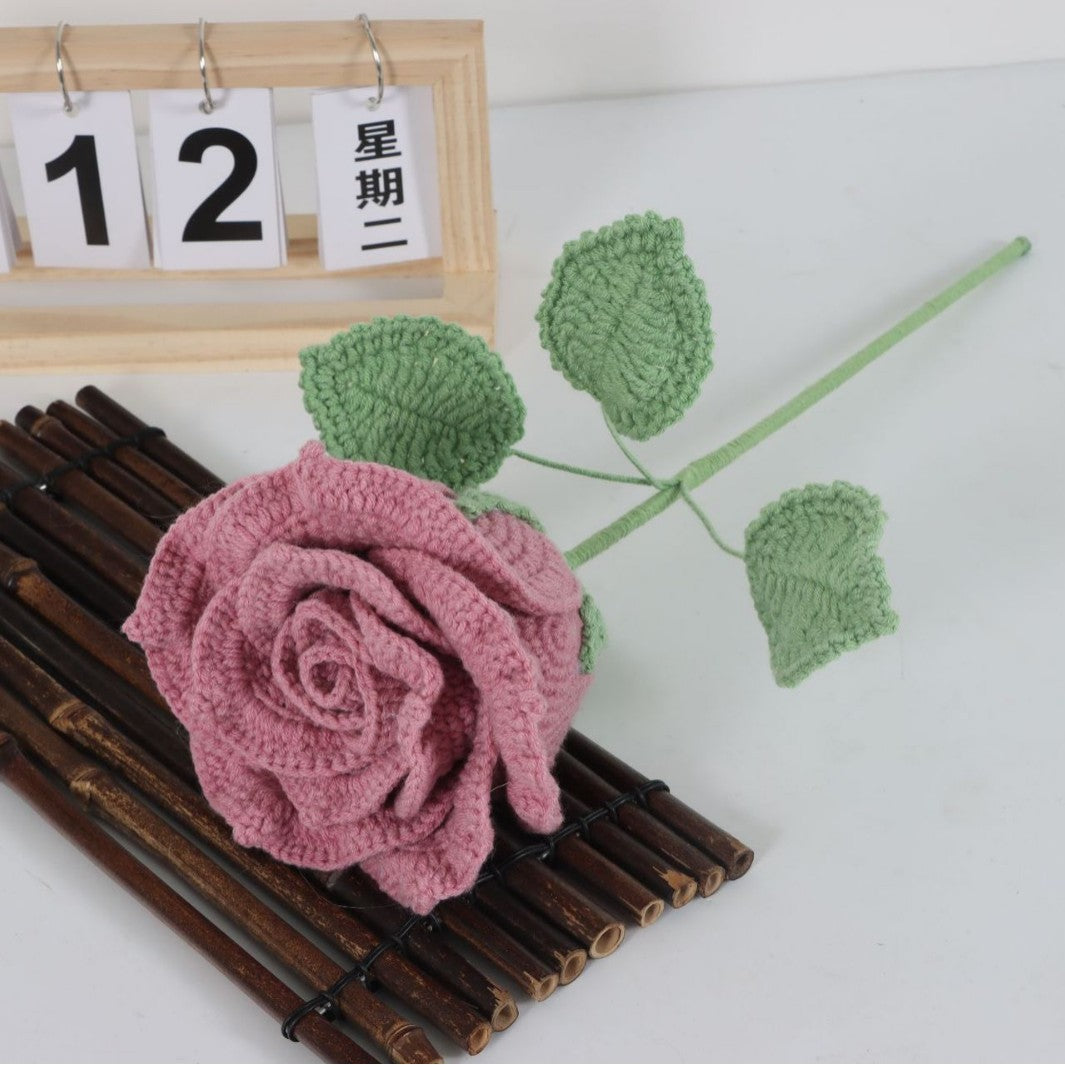 Giftwowo Handmade Yarn Rose Flower – Realistic Crochet Yarn Flowers, Perfect Valentine's Day Gift, Thai Rose Style for Lovers, DIY Knitted Floral Decoration