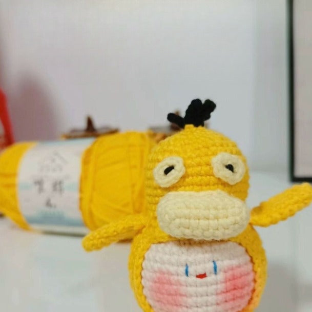 Giftwowo Pom-Pom Yarn Crochet Doll, Handmade Cute and Unique Accessory, DIY Adorable Ornament